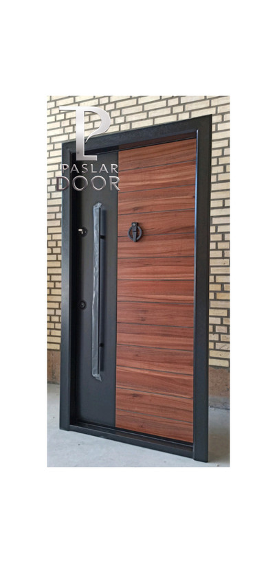 درب ضد سرقت اقتصادی با طراحی چوبی و دستگیره استیل، مقاوم در برابر ضربه و ایمن برای ورودیهای منزل در بندرکنگ و لنگه