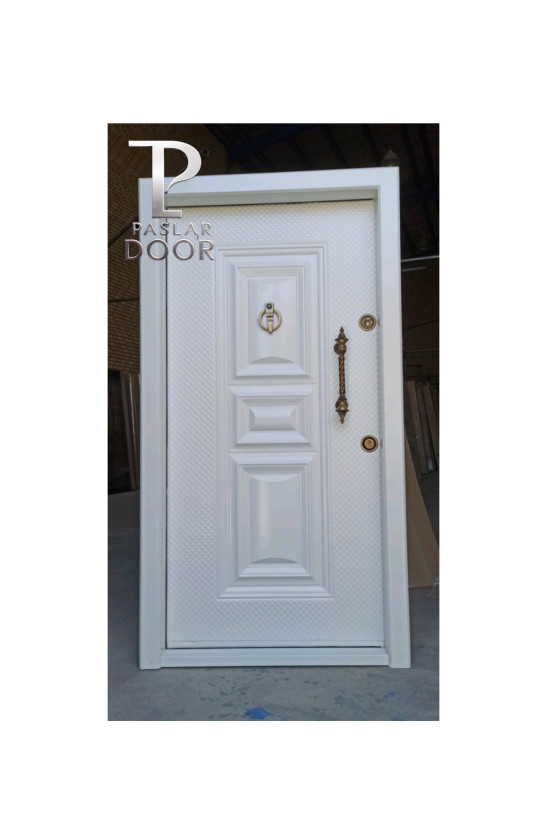 درب ضد سرقت سفید با طرح کلاسیک برجسته و دستگیره سنتی طلایی / پاسلاردرب